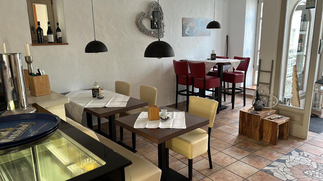 Vinopresso Gmbh - Cafe Roemer Prichsenstadt Kültér fotó